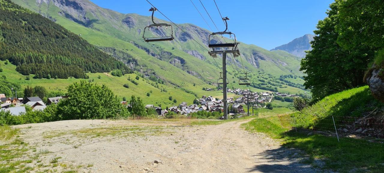 Agreable Appartement De 6 Pers Au Pieds Des Pistes ,Wifi Gratuit A Saint-Sorlin-D'Arves Labelise 3 Etoiles Au Gite De France Exterior photo